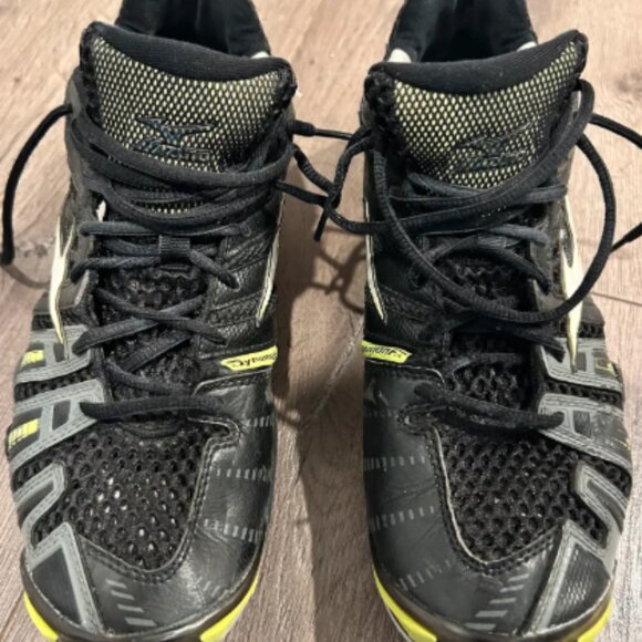 Mizuno Court Shoes (Size 10) - Picture 4 of 6